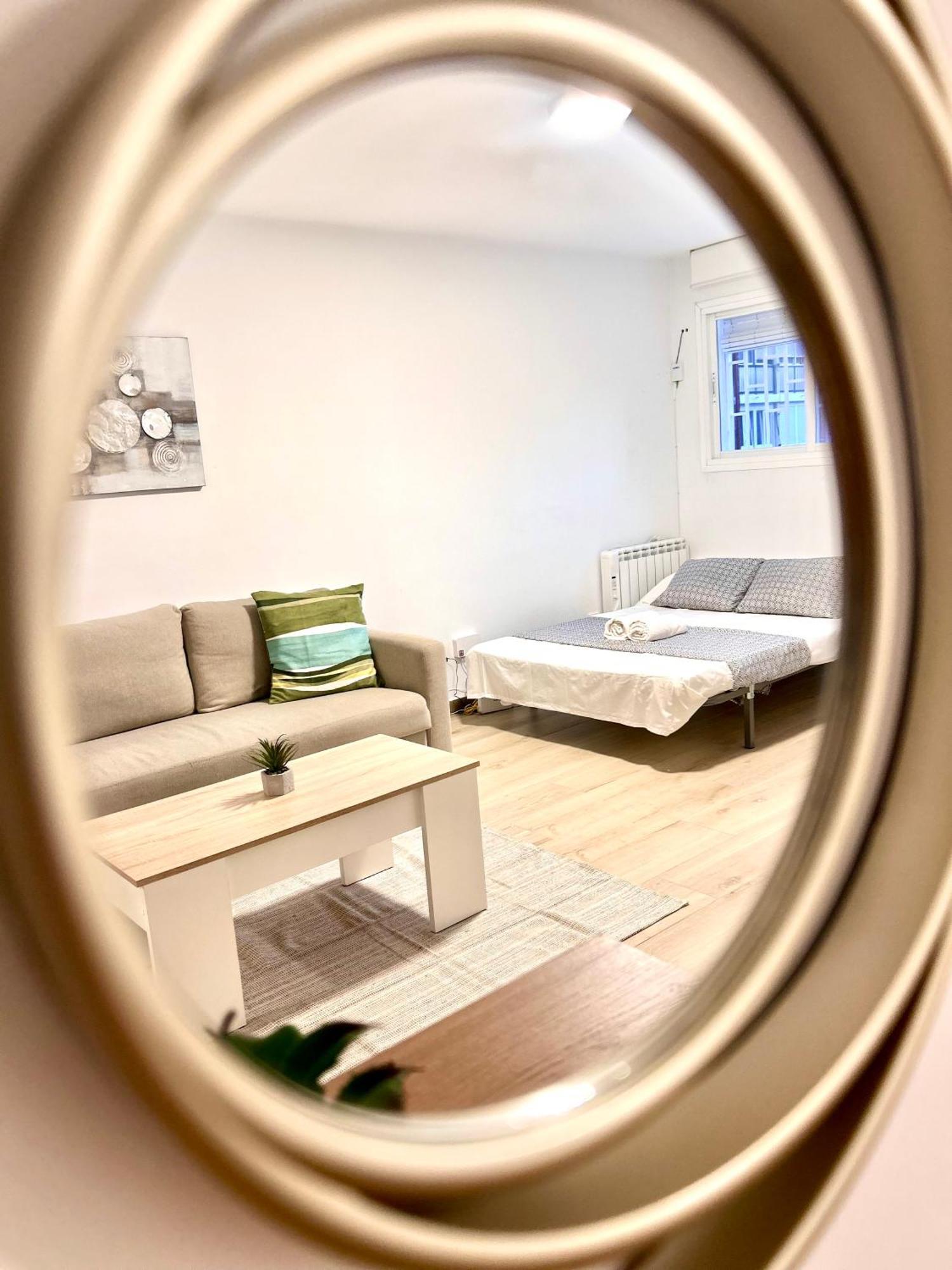 Apartamentos Ribadeo Madrid Bagian luar foto